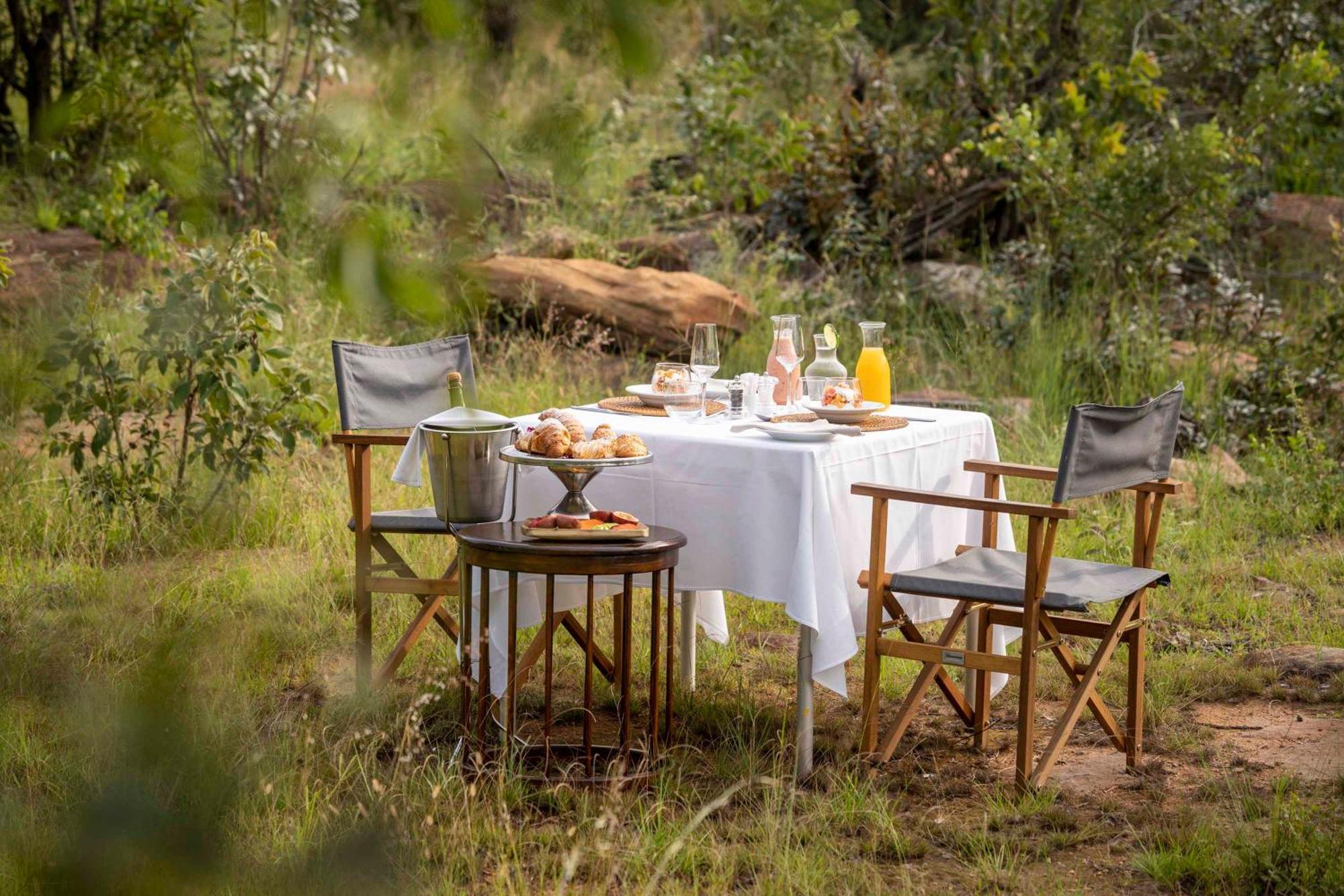 Ekuthuleni Lodge Strand Buitenkant foto